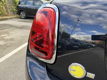 MINI HATCHBACK 135Kw Cooper S Level 3 33Kwh 3Dr Auto