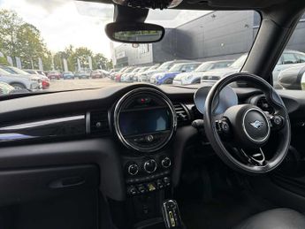 MINI HATCHBACK 135Kw Cooper S Level 3 33Kwh 3Dr Auto