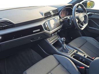 AUDI Q3 1.5 Tfsi Cod 35 Black Edition Sportback 5Dr Petrol S Tronic Euro