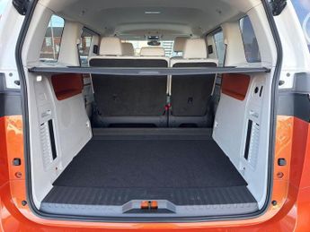 VOLKSWAGEN ID. BUZZ Pro 77Kwh 1St Edition Mpv 5Dr Electric Auto (204 Ps)