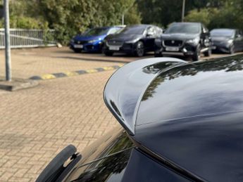 MERCEDES-BENZ A CLASS A35 4Matic Executive Edition 5Dr Auto