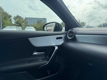 MERCEDES-BENZ A CLASS A35 4Matic Executive Edition 5Dr Auto