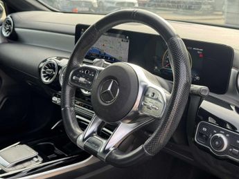 MERCEDES-BENZ A CLASS A35 4Matic Executive Edition 5Dr Auto