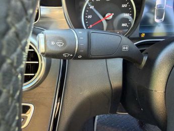 MERCEDES-BENZ C CLASS C220d AMG Line Premium 2dr 9G-Tronic