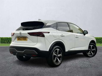 NISSAN QASHQAI 1.3 Dig-T Mh 158 N-Connecta 5Dr Xtronic