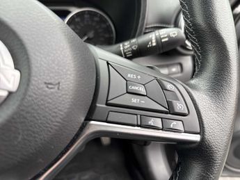 NISSAN JUKE 1.0 Dig-T 114 N-Connecta 5Dr Dct