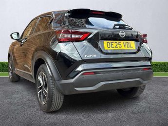 NISSAN JUKE 1.0 Dig-T N-Connecta 5Dr Dct