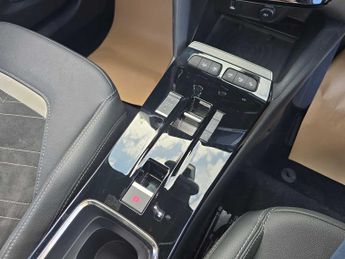 VAUXHALL MOKKA 100Kw Ultimate 50Kwh 5Dr Auto