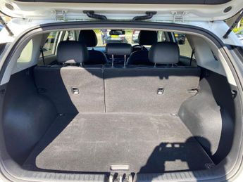 KIA NIRO 1.6 Gdi Hybrid 2 5Dr Dct