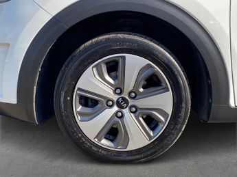 KIA NIRO 1.6 Gdi Hybrid 2 5Dr Dct