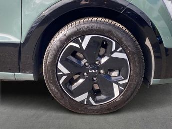 KIA NIRO 150Kw 4 65Kwh 5Dr Auto