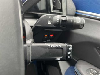 RENAULT SCENIC E-TECH 160Kw Esprit Alpine 87Kwh Long Range 5Dr Auto
