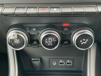 RENAULT CAPTUR 1.6 E-Tech Plug-in hybrid 160 Techno 5dr Auto