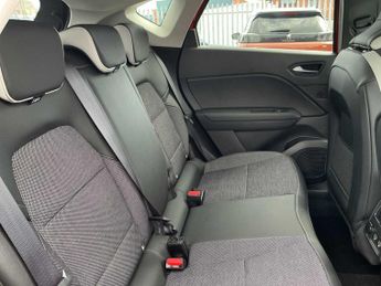 RENAULT CAPTUR 1.6 E-Tech Plug-In Hybrid 160 Techno 5Dr Auto