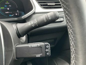 RENAULT CAPTUR 1.6 E-Tech Plug-in hybrid 160 Techno 5dr Auto