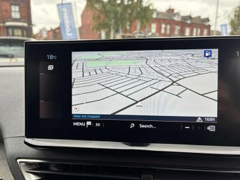 PEUGEOT 3008 1.2 Hybrid 136 Gt 5Dr E-Dsc6