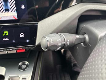 PEUGEOT 408 1.2 Puretech Gt 5Dr Eat8