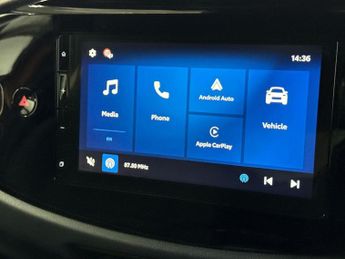 TOYOTA AYGO X 1.5 Hybrid Design 5Dr Cvt