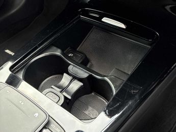 MERCEDES-BENZ CLA Cla 220D Amg Line Premium 4Dr Tip Auto
