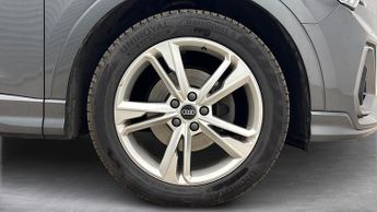 AUDI Q3 1.5 Tfsi Cod 35 S Line Suv 5Dr Petrol S Tronic Euro 6 (S/S) (150