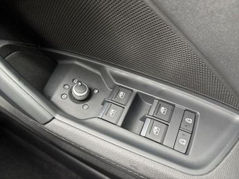 AUDI A3 35 Tfsi S Line 4Dr S Tronic [Comfort+Sound]