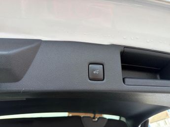 FORD KUGA 2.5H Duratec St-Line X Edition Suv 5Dr Petrol Hybrid Cvt Euro 6 