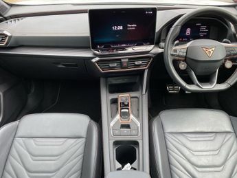 CUPRA FORMENTOR 1.5 Ehybrid 272 Vz2 5Dr Dsg