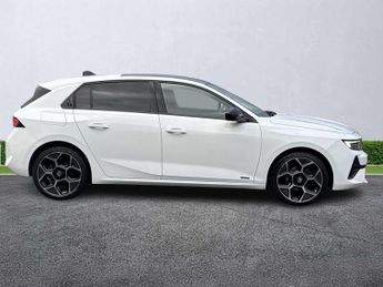 VAUXHALL ASTRA 1.2 Turbo 130 Ultimate 5Dr Auto