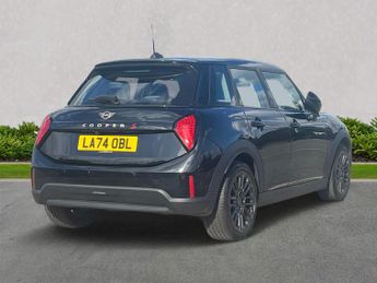 MINI COOPER 2.0S Classic Hatchback 5Dr Petrol Steptronic Euro 6 (S/S) (204 P