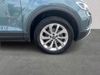 VOLKSWAGEN T-ROC 1.5 Tsi Match Suv 5Dr Petrol Dsg Euro 6 (S/S) (150 Ps)