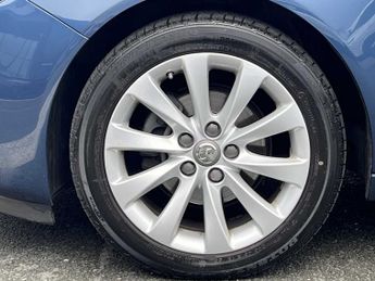 VAUXHALL INSIGNIA 1.6 Cdti Elite Nav 5Dr Auto