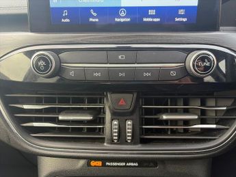 FORD KUGA 2.5 Duratec 14.4Kwh Vignale Suv 5Dr Petrol Plug-In Hybrid Cvt Eu