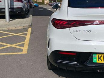 MERCEDES-BENZ EQE Eqe 300 180Kw Amg Line Premium Plus 89Kwh 4Dr Auto