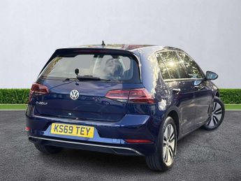 VOLKSWAGEN GOLF 99Kw E-Golf 35Kwh 5Dr Auto