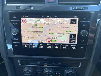 VOLKSWAGEN GOLF 99Kw E-Golf 35Kwh 5Dr Auto