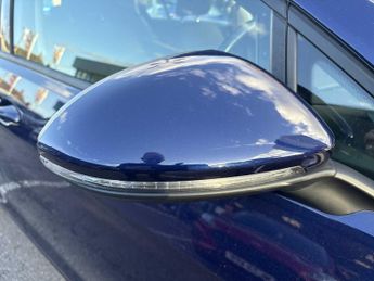 VOLKSWAGEN GOLF 99Kw E-Golf 35Kwh 5Dr Auto