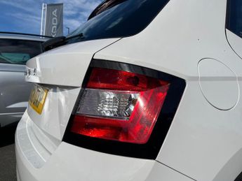 SKODA FABIA 1.0 Tsi Colour Edition Hatchback 5Dr Petrol Dsg Euro 6 (S/S) (95