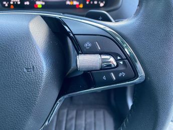 SKODA KAROQ 1.5 Tsi Act Se L Suv 5Dr Petrol Dsg Euro 6 (S/S) (150 Ps)
