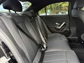 MERCEDES-BENZ A CLASS A200 Sport Executive 4Dr Auto