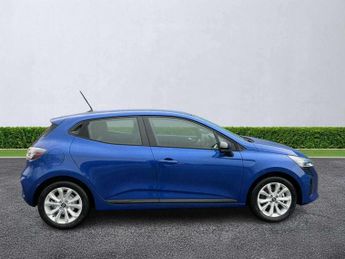 RENAULT CLIO 1.6 E-TECH full hybrid 145 Evolution 5dr Auto
