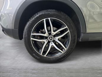 MERCEDES-BENZ GLA 1.6 Gla180 Gpf Urban Edition Suv 5Dr Petrol 7G-Dct Euro 6 (S/S) 