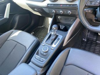 AUDI Q2 1.4 Tfsi Cod S Line Suv 5Dr Petrol S Tronic Euro 6 (S/S) (150 Ps