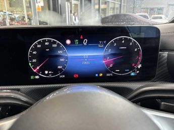 MERCEDES-BENZ CLA Cla 180 Sport Executive 5Dr Tip Auto