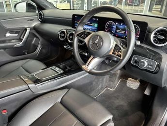 MERCEDES-BENZ CLA Cla 180 Sport Executive 5Dr Tip Auto