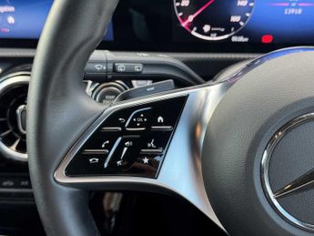 MERCEDES-BENZ A CLASS A180 Sport Edition 5Dr Auto