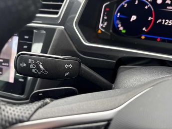 VOLKSWAGEN TIGUAN 2.0 Tdi R-Line Edition 5Dr Dsg