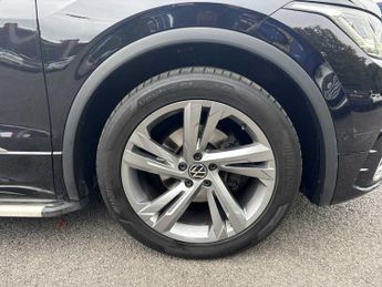 VOLKSWAGEN TIGUAN 2.0 Tdi R-Line Edition 5Dr Dsg