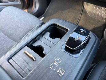 NISSAN ARIYA 178Kw Advance 87Kwh 22Kwch 5Dr Auto