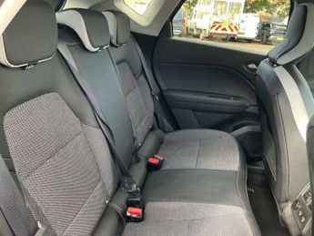 RENAULT CAPTUR 1.6 E-Tech Plug-in hybrid 160 Techno 5dr Auto