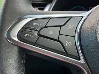 RENAULT CAPTUR 1.6 E-Tech Plug-in hybrid 160 Techno 5dr Auto